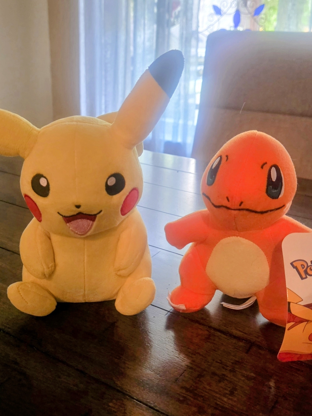 Pokemon Pikachu Yellow & Charmander Orange Plush Set